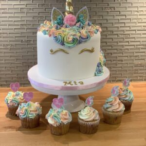 Custom Cakes & Cupcakes